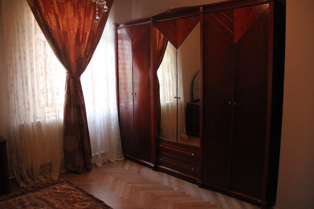 Gurami Guest House 1 Batumi Exteriör bild